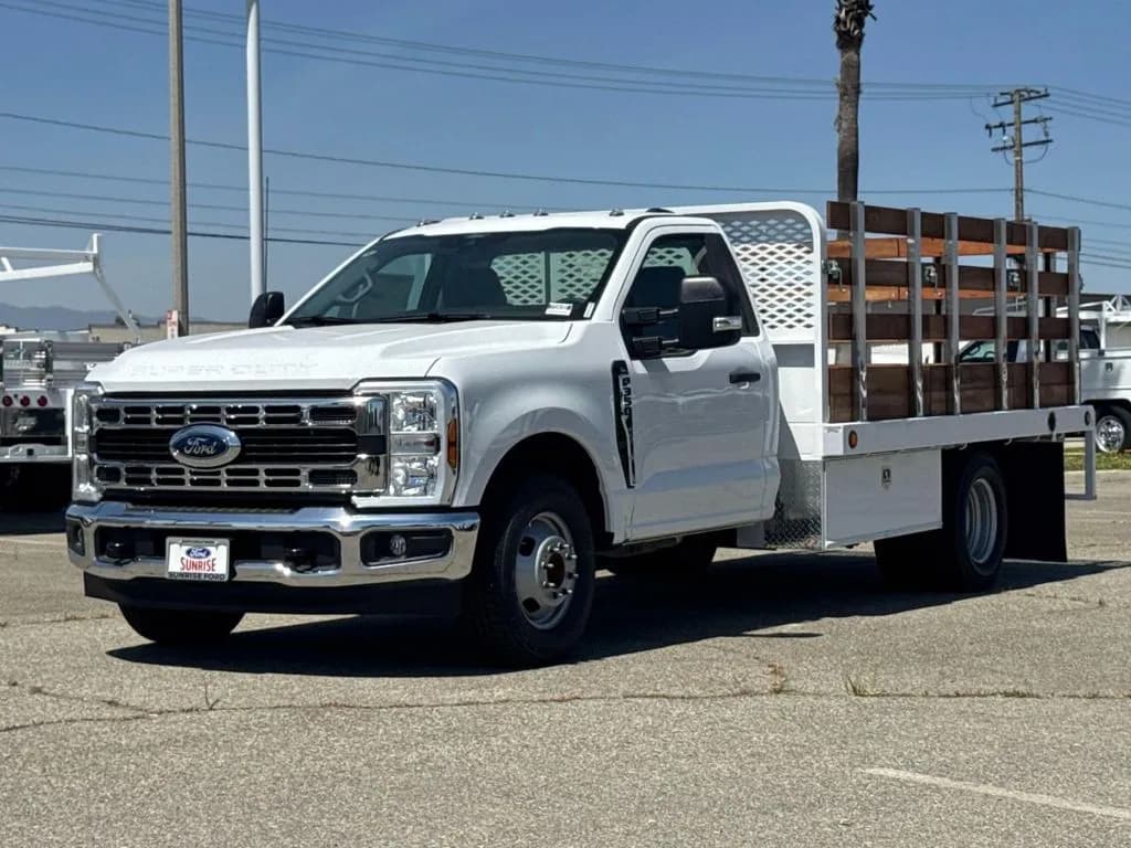 2026 Ford F-450 Crew Cab - Stake