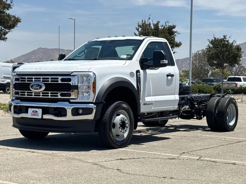 2026 Ford F-550 - Chassis