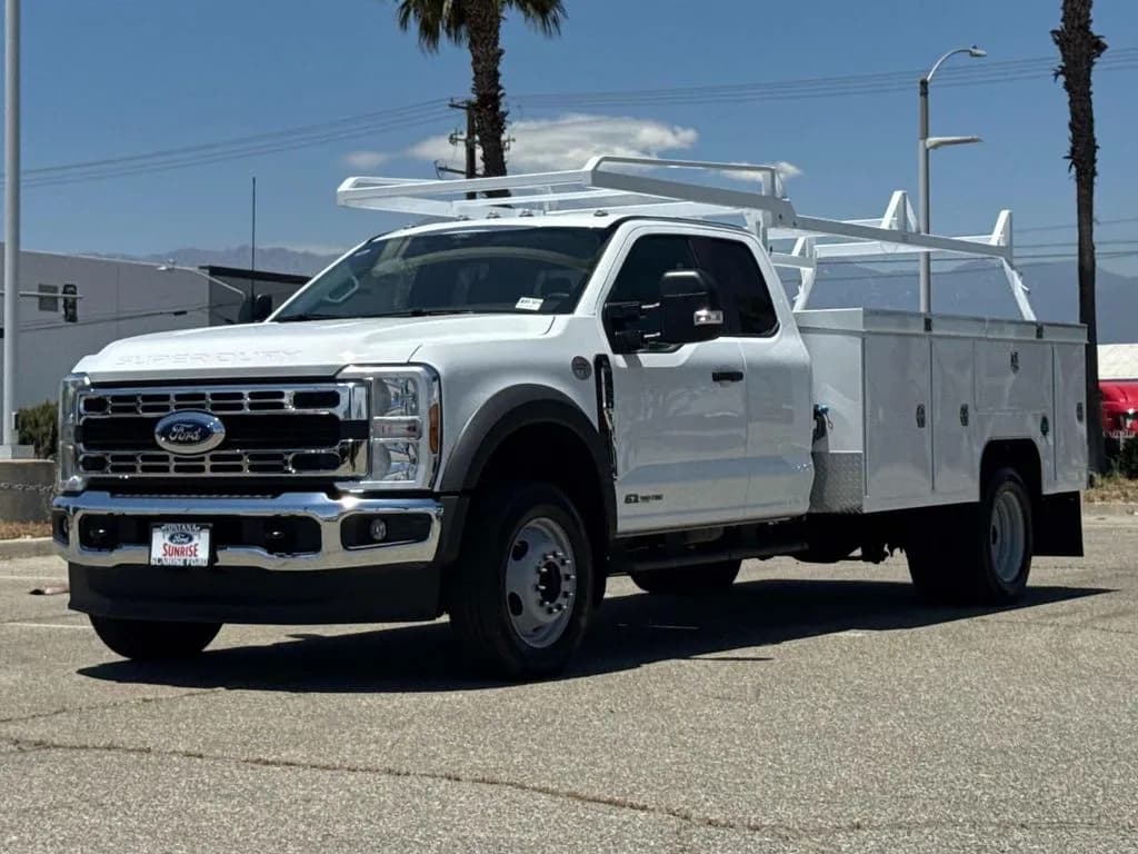 2026 Ford F-450 - Service