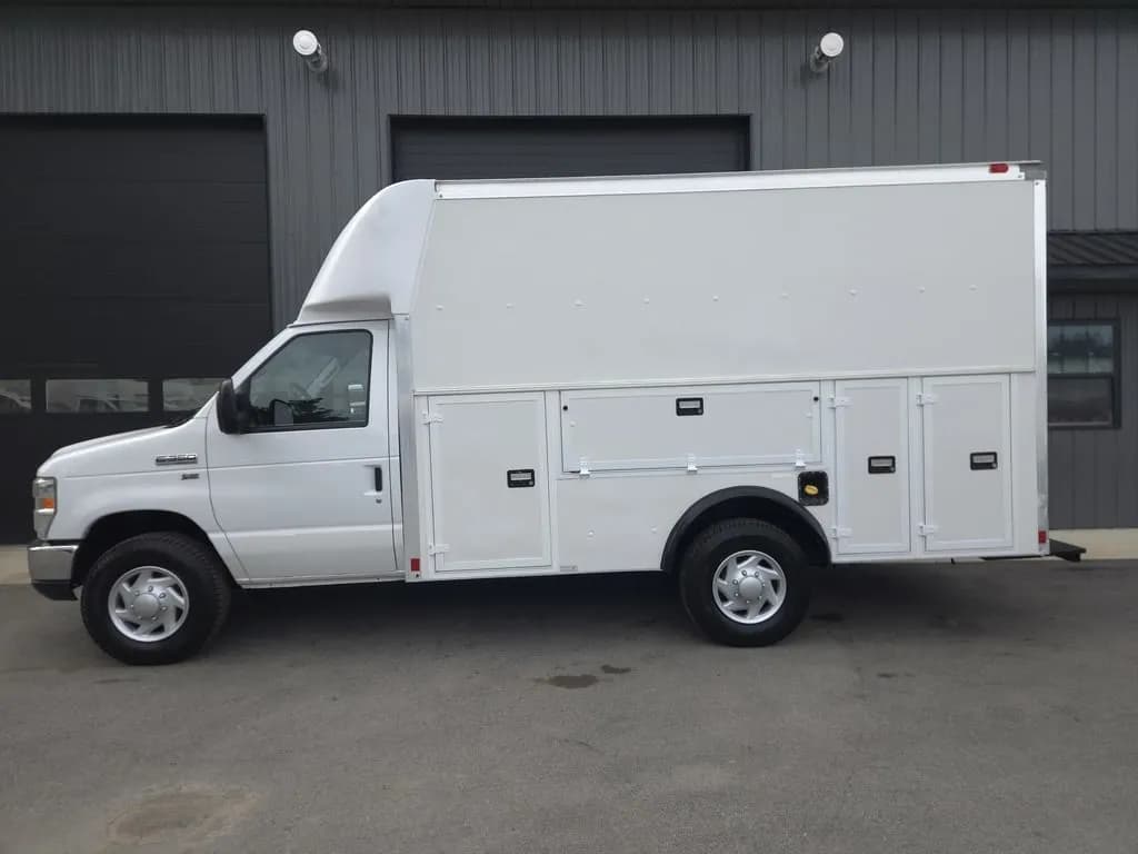2015 Ford E350 - Vans