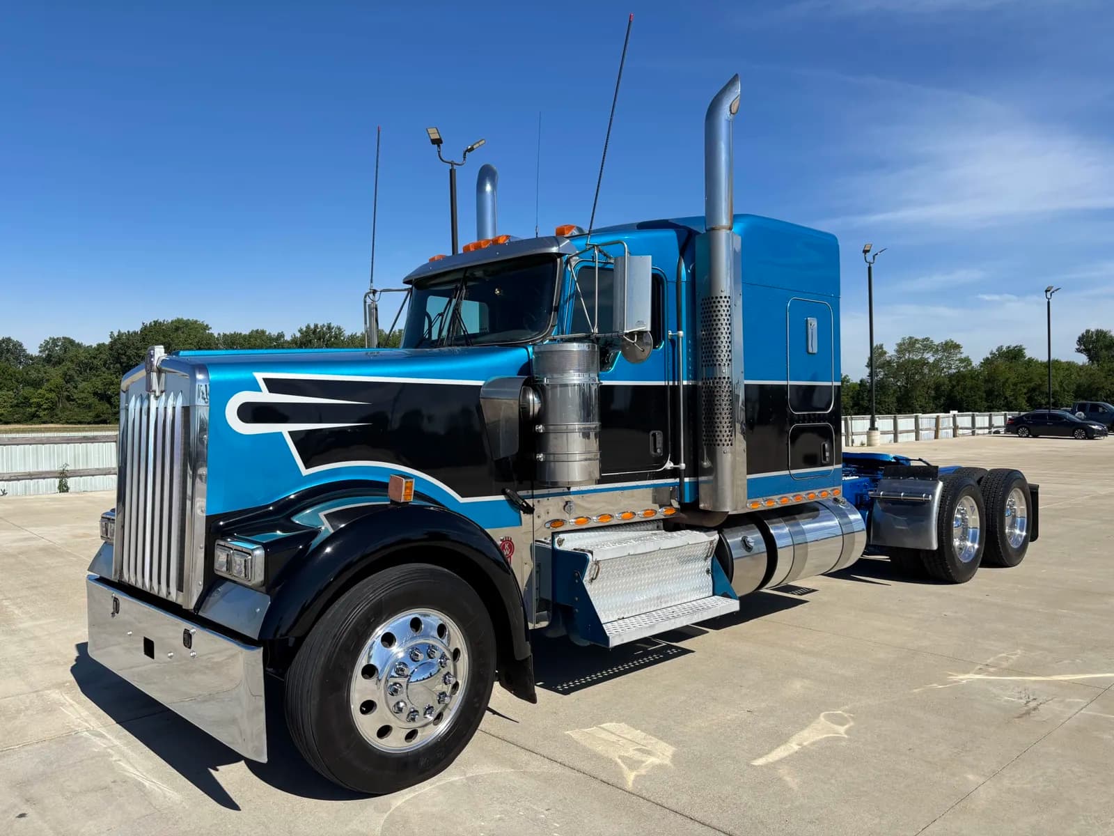 2018 Kenworth W900L - Sleeper