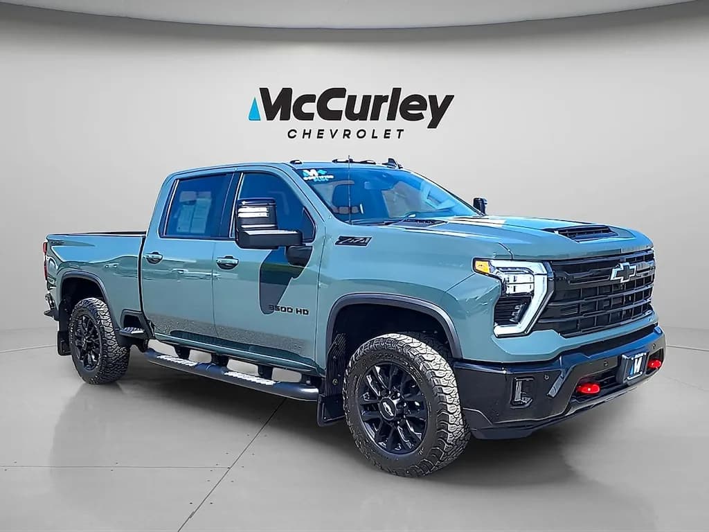 2025 Chevrolet Silverado 3500 HD - Pickup