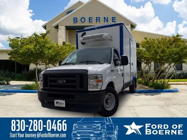 2023 Ford E-350SD
