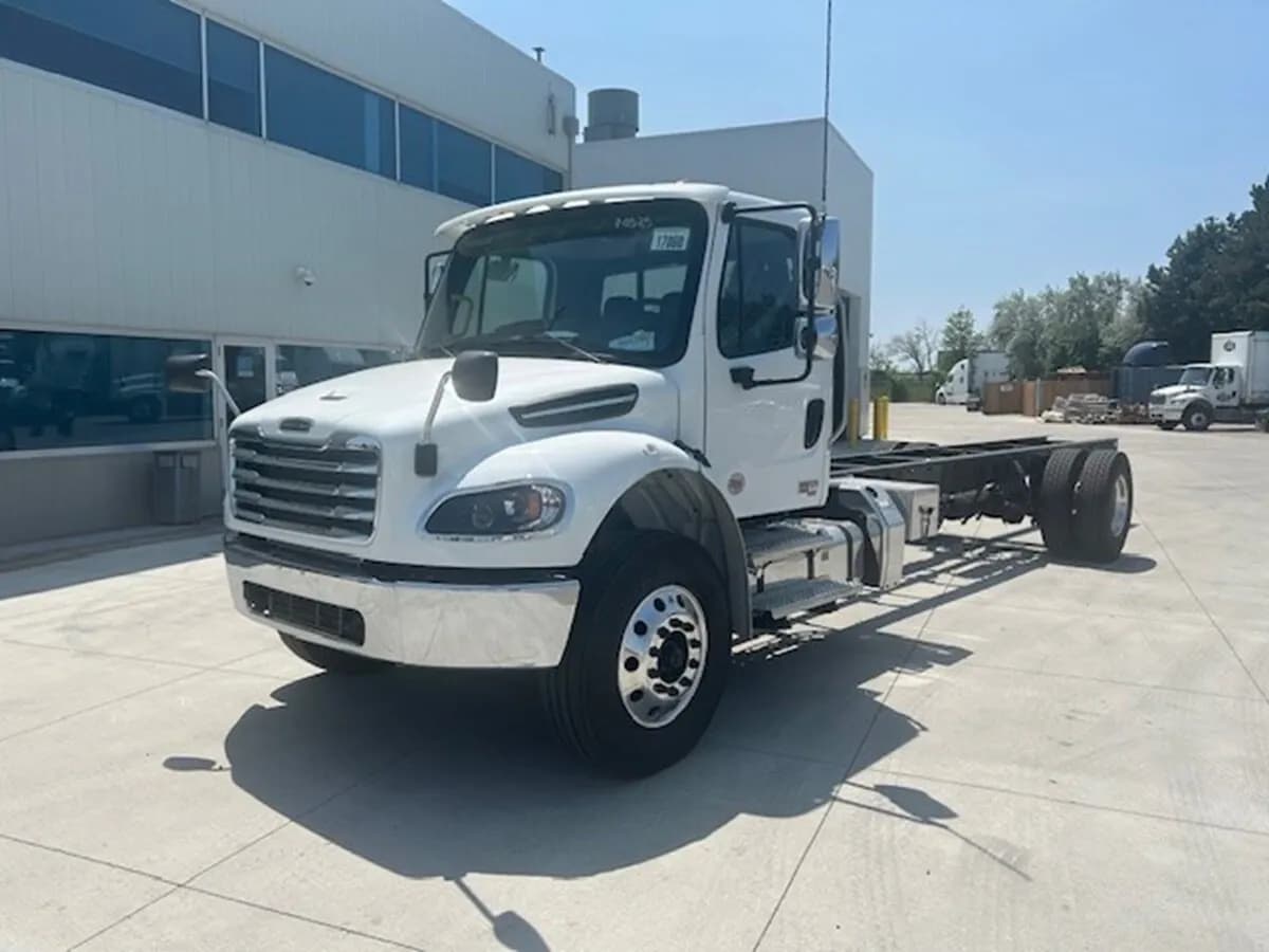 2026 Freightliner M2 106 - Chassis