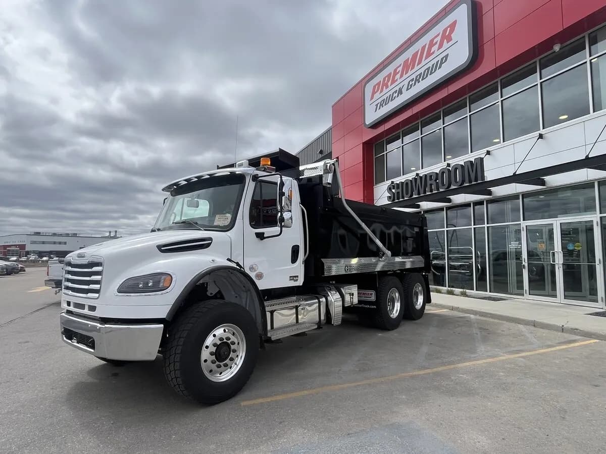 2027 Freightliner M2 106 - Dump