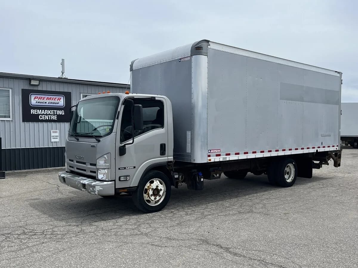 2015 Isuzu NRR