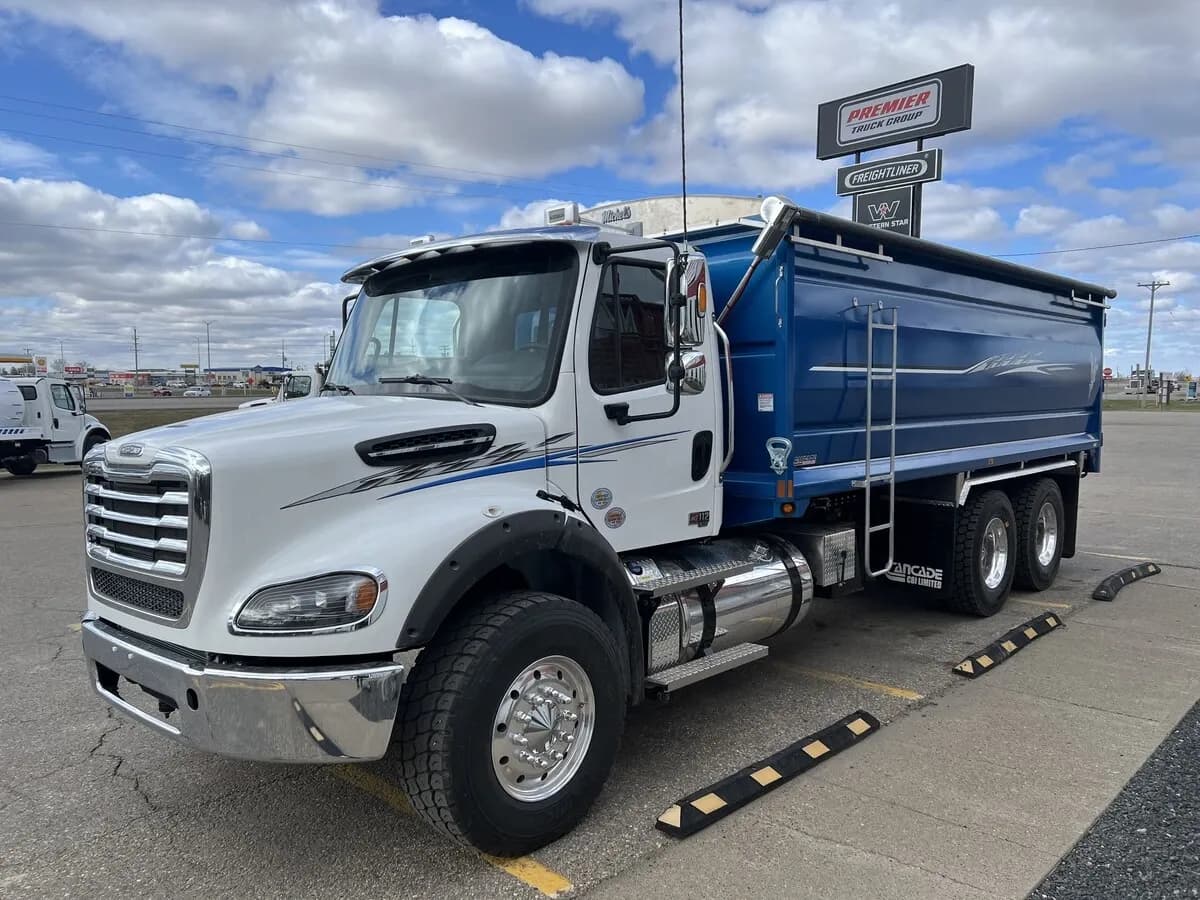 2027 Freightliner M2 112