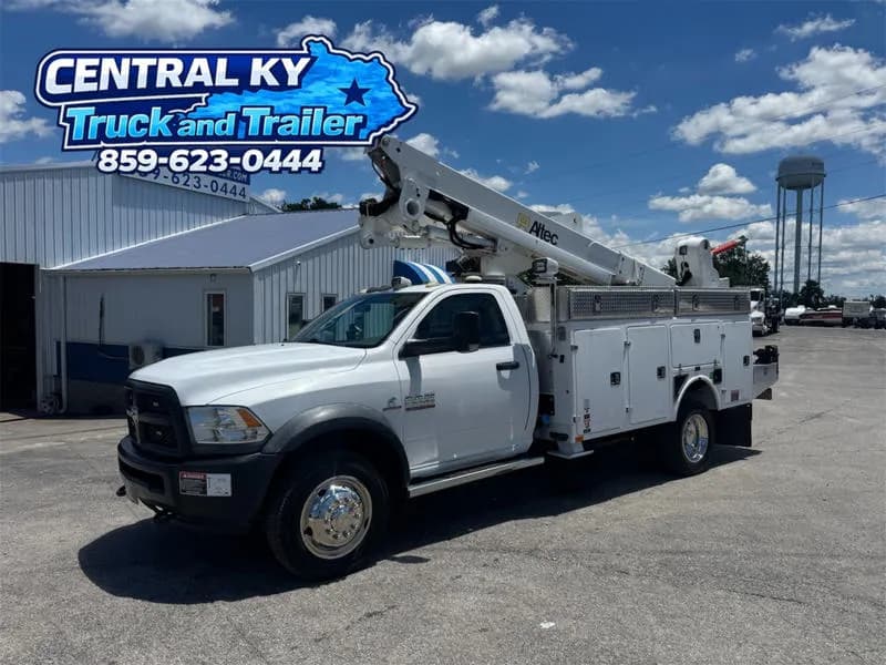 2016 Ram 5500 - Bucket