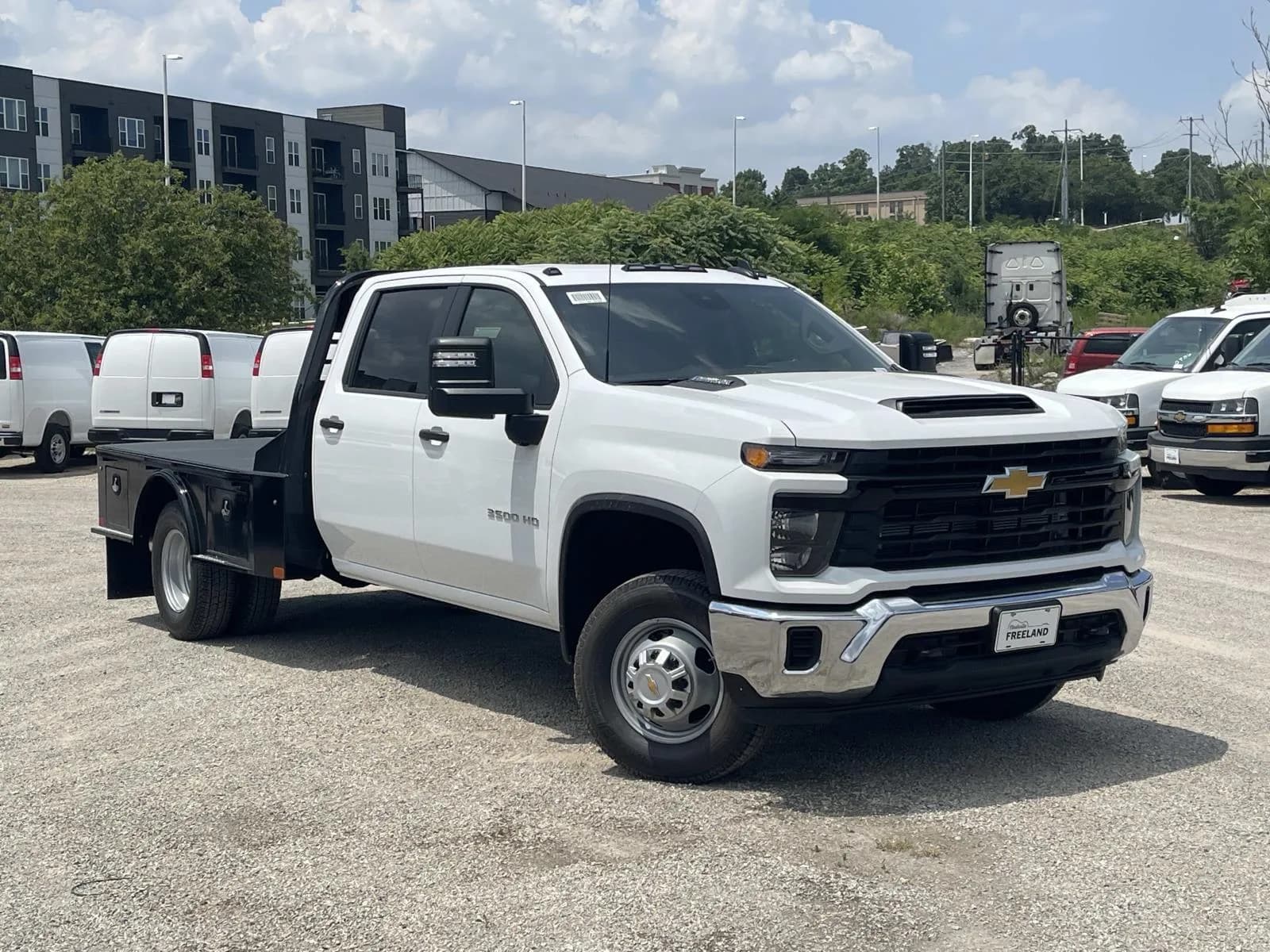 2026 Chevrolet Silverado 3500 Crew Cab - Chassis