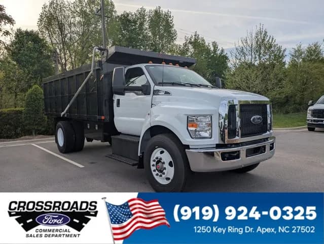 2027 Ford F-750 - Dump