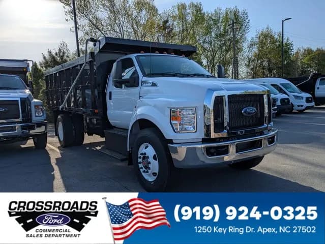 2027 Ford F-750 - Dump