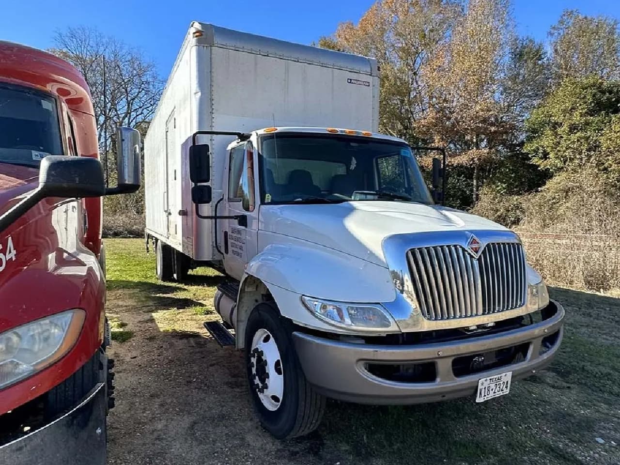 2019 International 4300 - Box