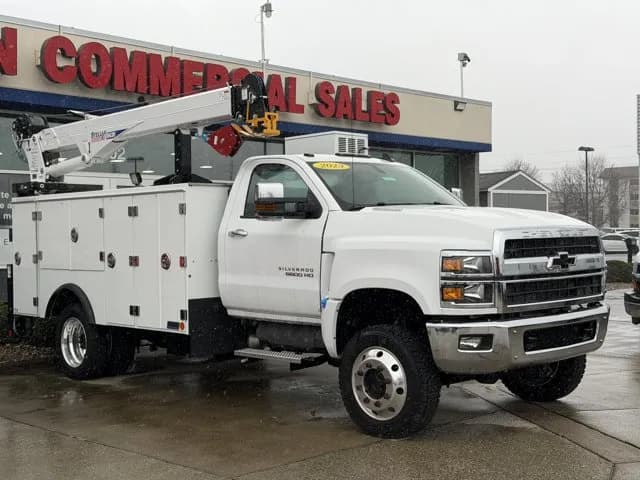 2023 Chevrolet Silverado 6500 - Service