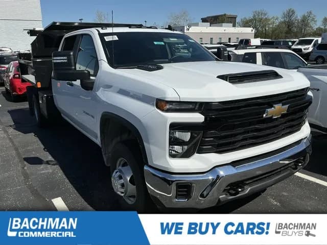 2026 Chevrolet Silverado 3500 Crew Cab - Dump