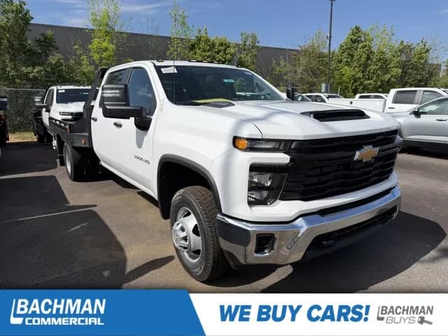 2026 Chevrolet Silverado 3500 Crew Cab - Flatbed