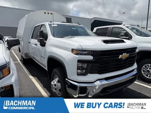 2026 Chevrolet Silverado 3500 Crew Cab - Service