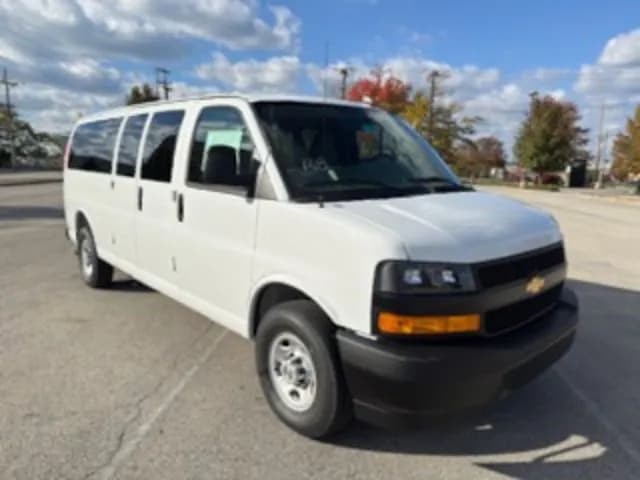 2025 Chevrolet Express 3500 - Vans