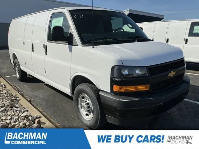 2026 Chevrolet Express 3500 - Vans