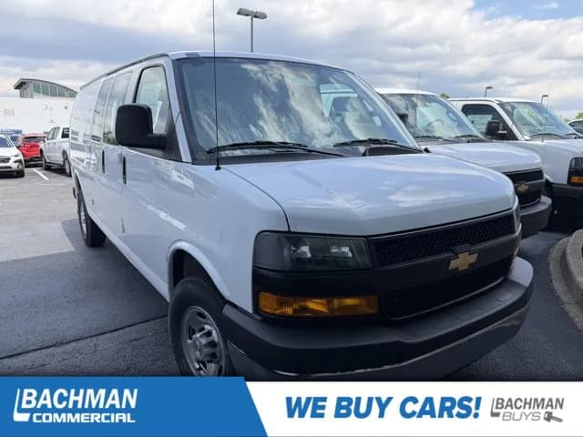 2026 Chevrolet Express 3500 - Vans
