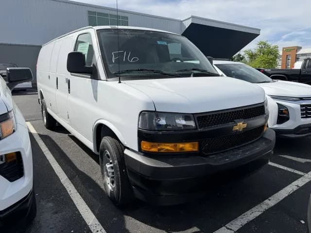 2026 Chevrolet Express 3500 - Vans