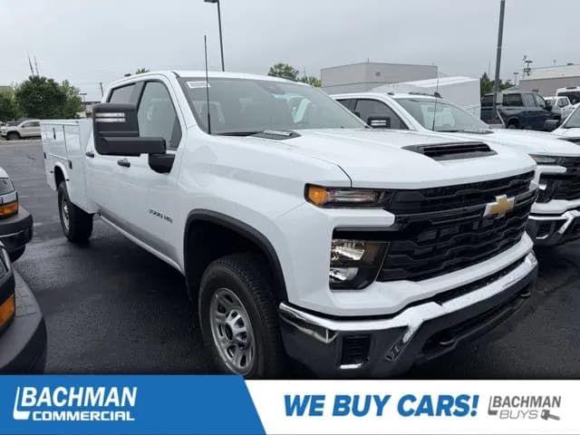 2026 Chevrolet Silverado 3500 Crew Cab - Service