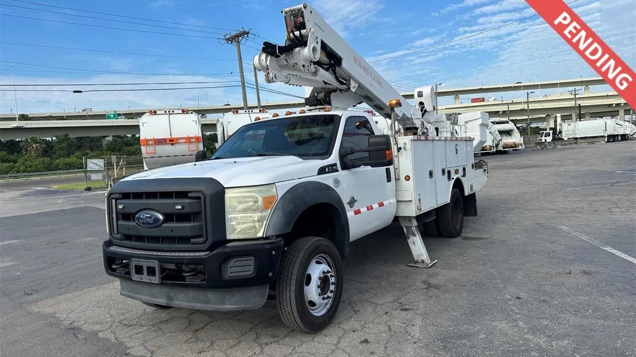 2015 Ford F550 - Service