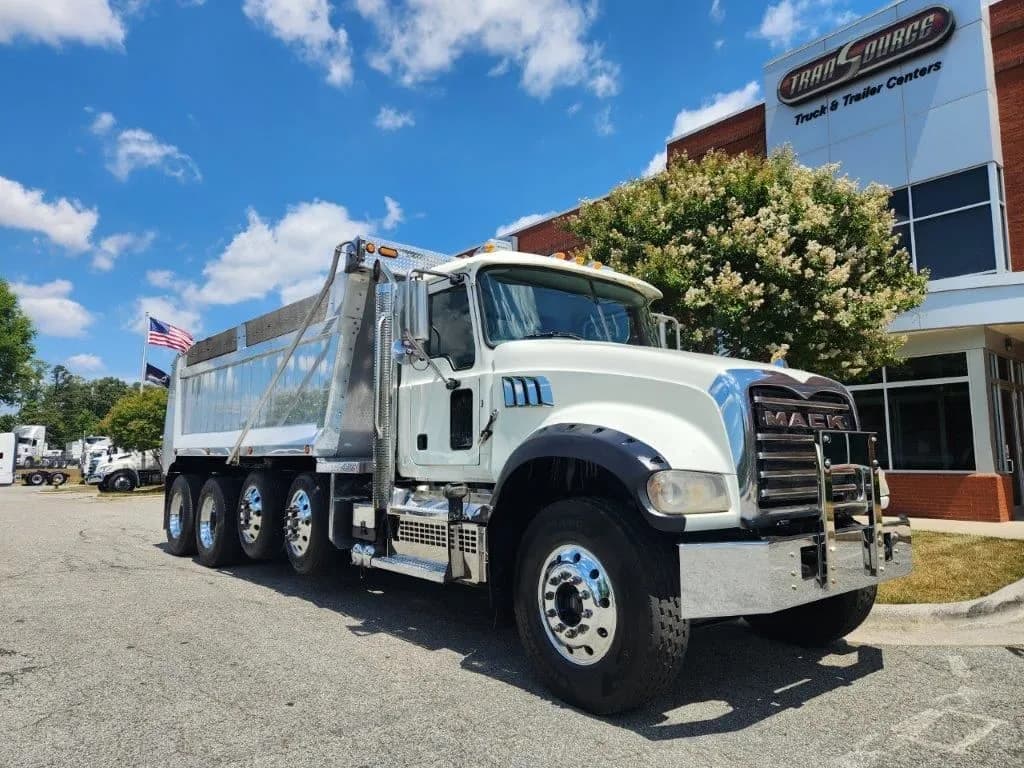 2019 Mack Trucks GR64F - Dump
