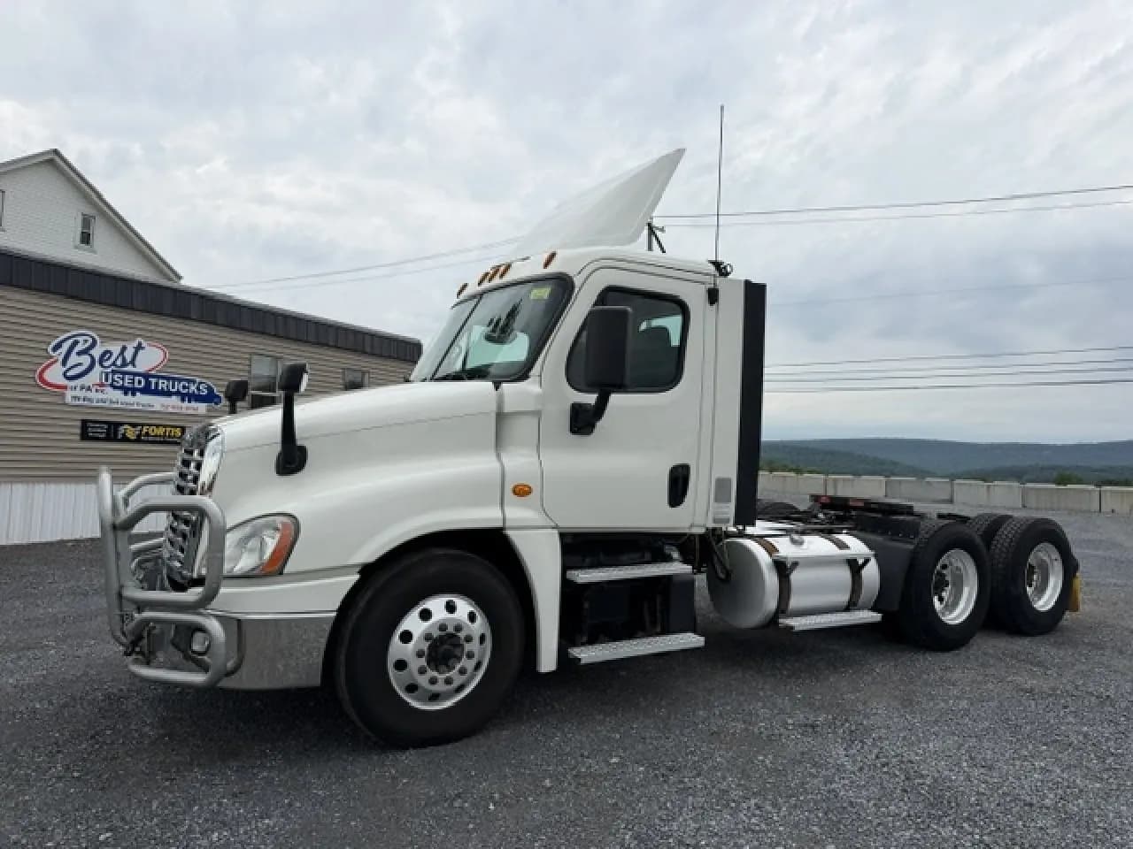 2018 Freightliner Cascadia - Day Cab