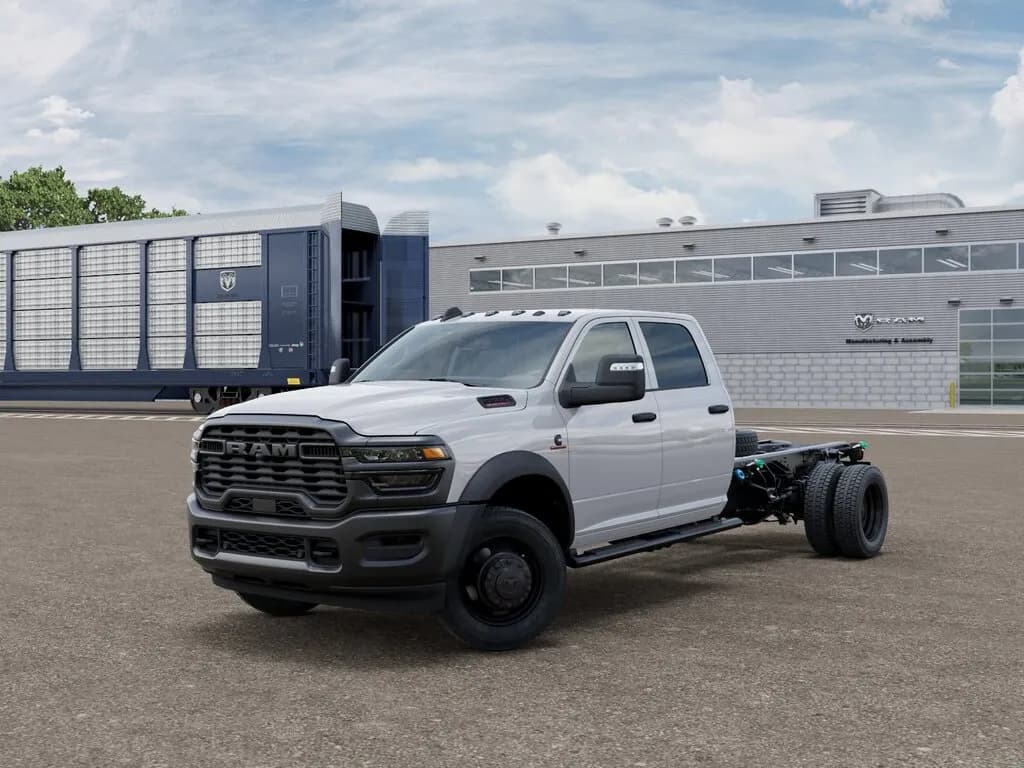 2026 Ram 5500 - Chassis