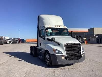 2020 Freightliner Cascadia - Day Cab