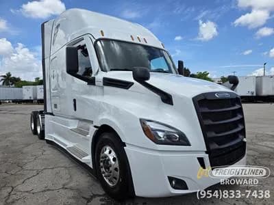 2027 Freightliner Cascadia - Sleeper