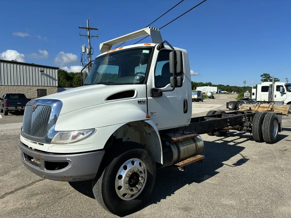 2019 International MV607