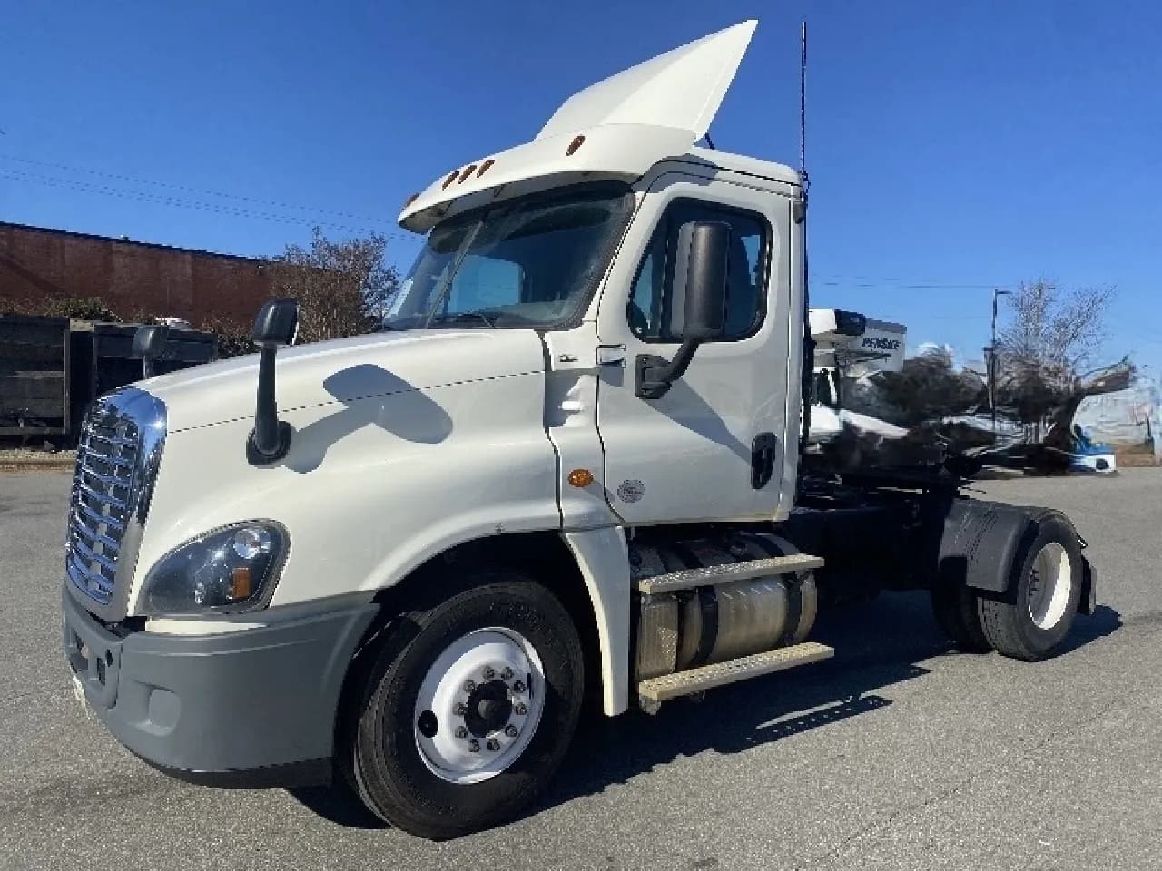2019 Freightliner Cascadia - Day Cab
