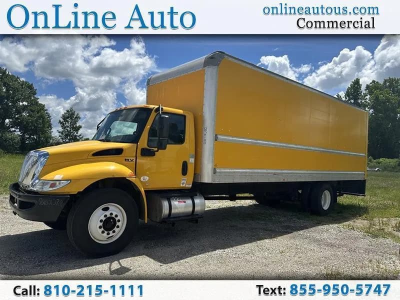 2021 International MV607 26' - Box