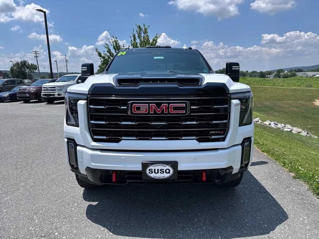 2024 GMC Sierra 3500 Crew Cab - Pickup