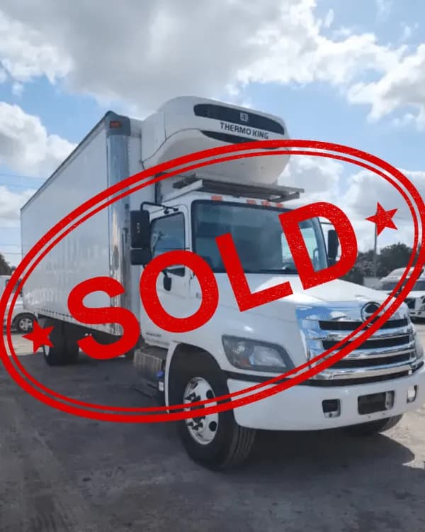 2016 Hino 268 - Refrigerated