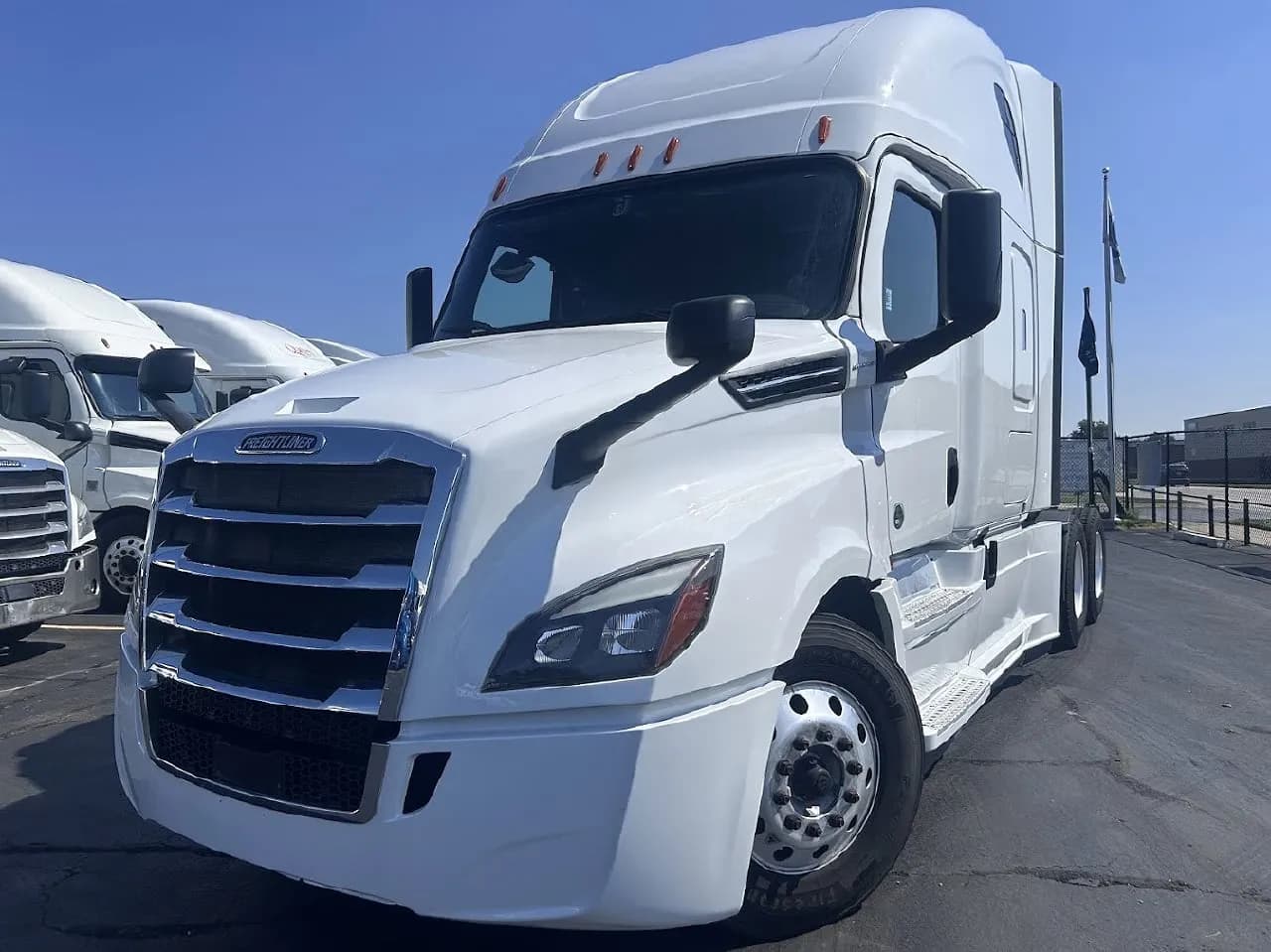 2020 Freightliner Cascadia - Sleeper