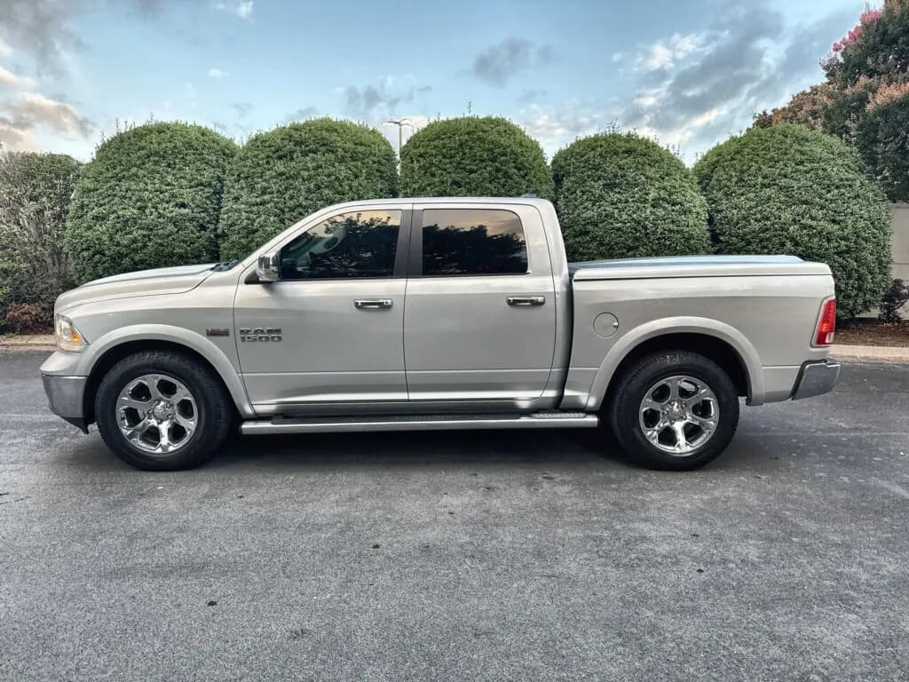 2018 Ram 1500 Laramie Crew Cab - Pickup