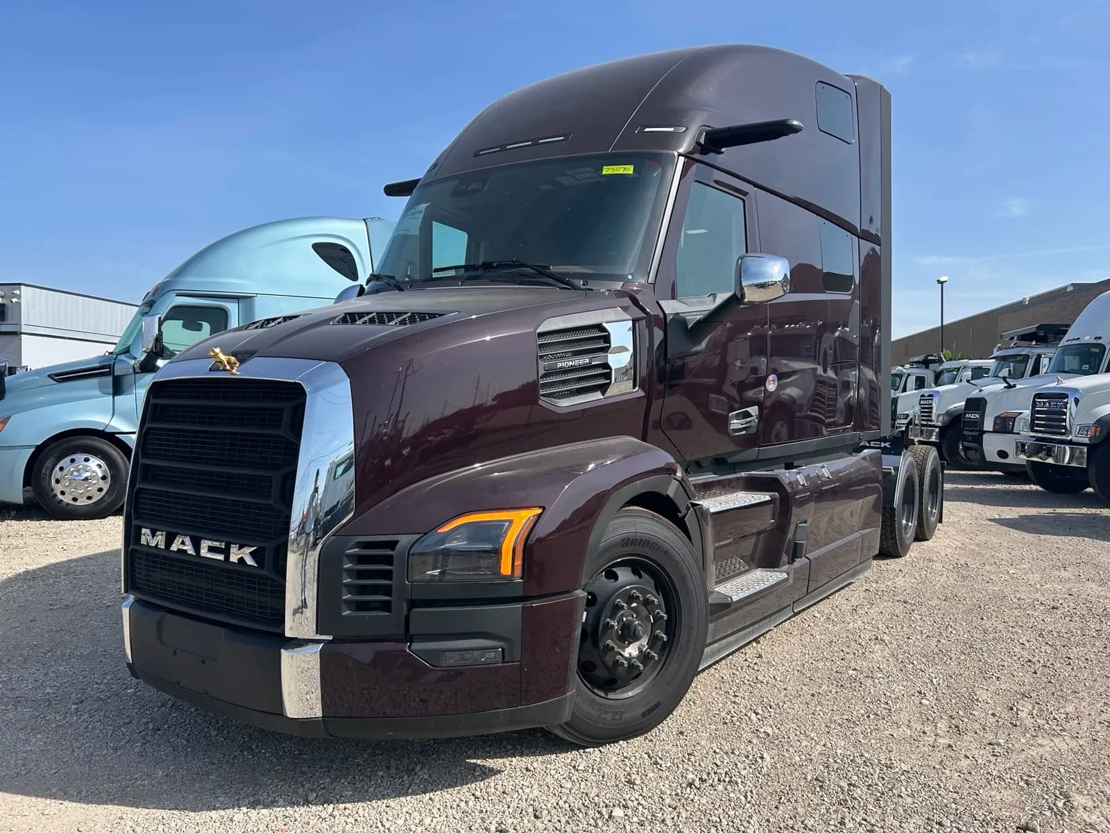 2027 Mack PR64T76H - Sleeper