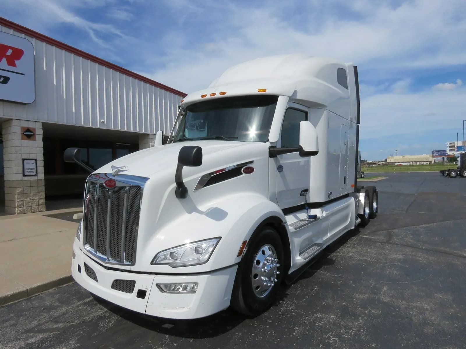 2024 Peterbilt 579