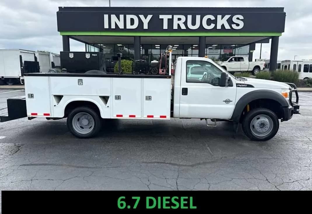 2012 Ford F-450 Super Duty - Service