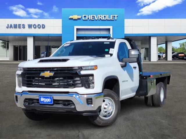 2025 Chevrolet Silverado 3500 - Flatbed
