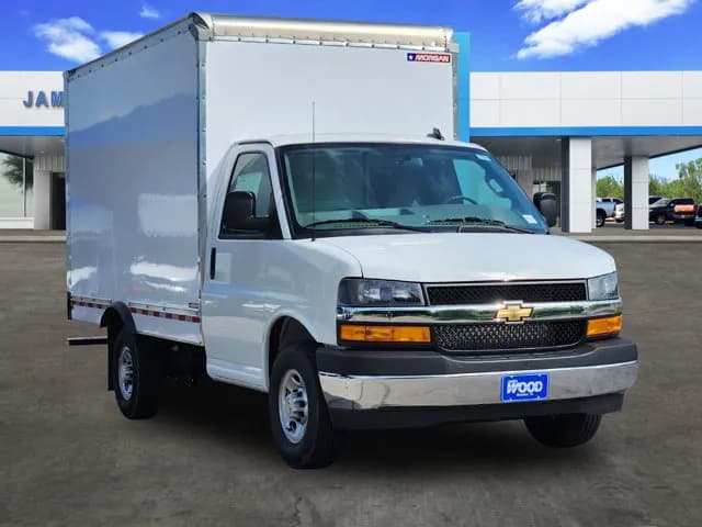 2026 Chevrolet Express 3500 - Box