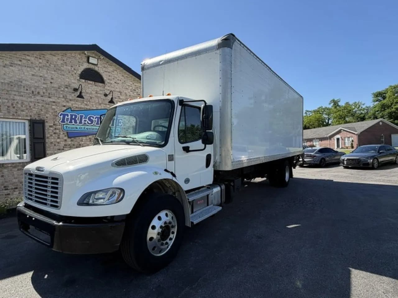 2019 Freightliner M2 - Box