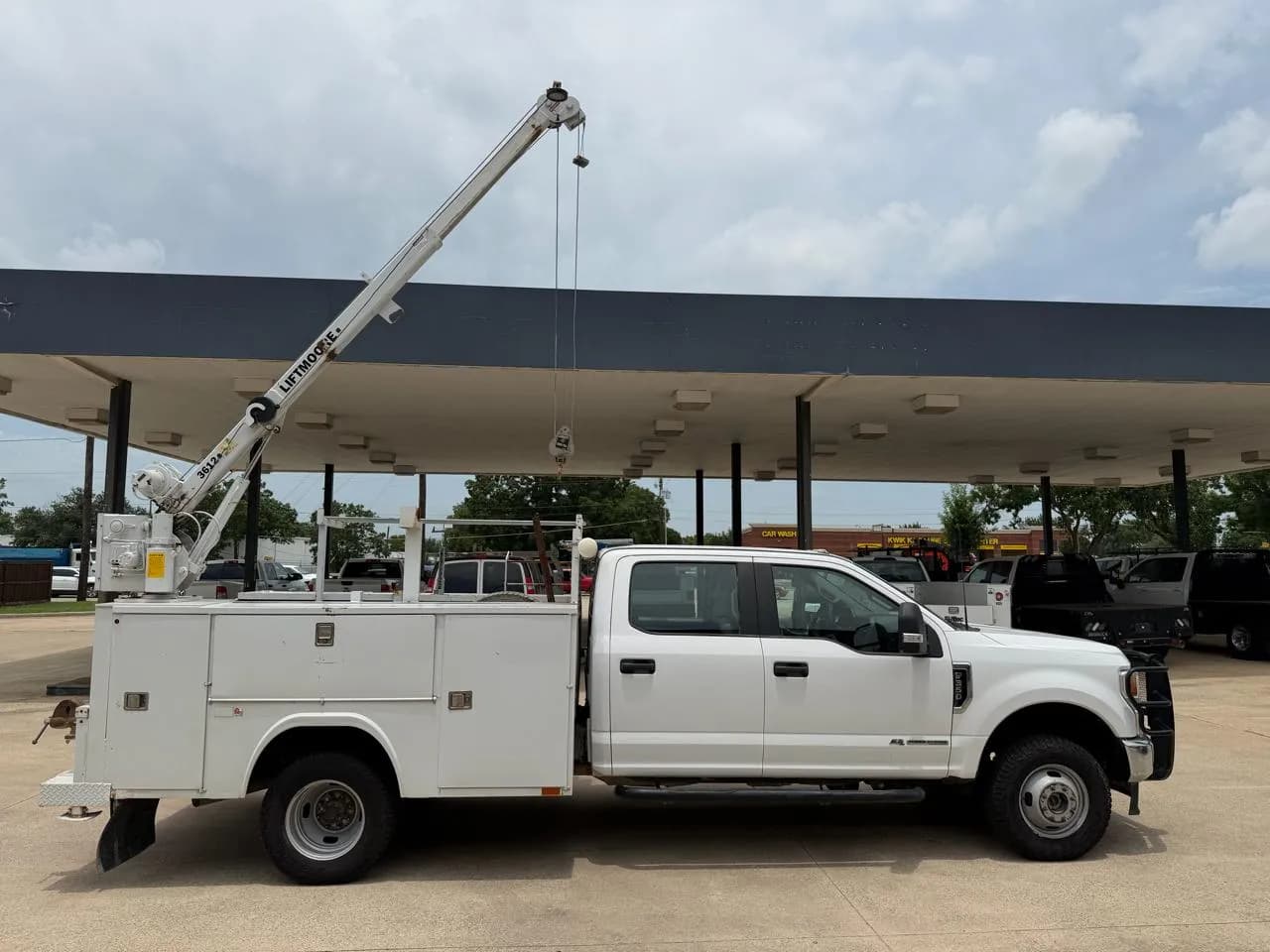 2022 Ford F-350 SD XL Crew Cab Long Bed - Pickup