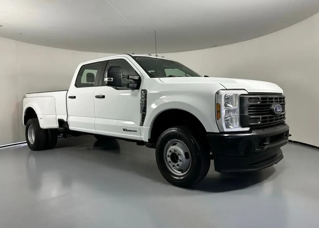 2025 Ford F-350SD