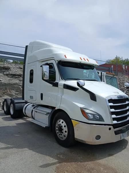 2020 Freightliner Cascadia