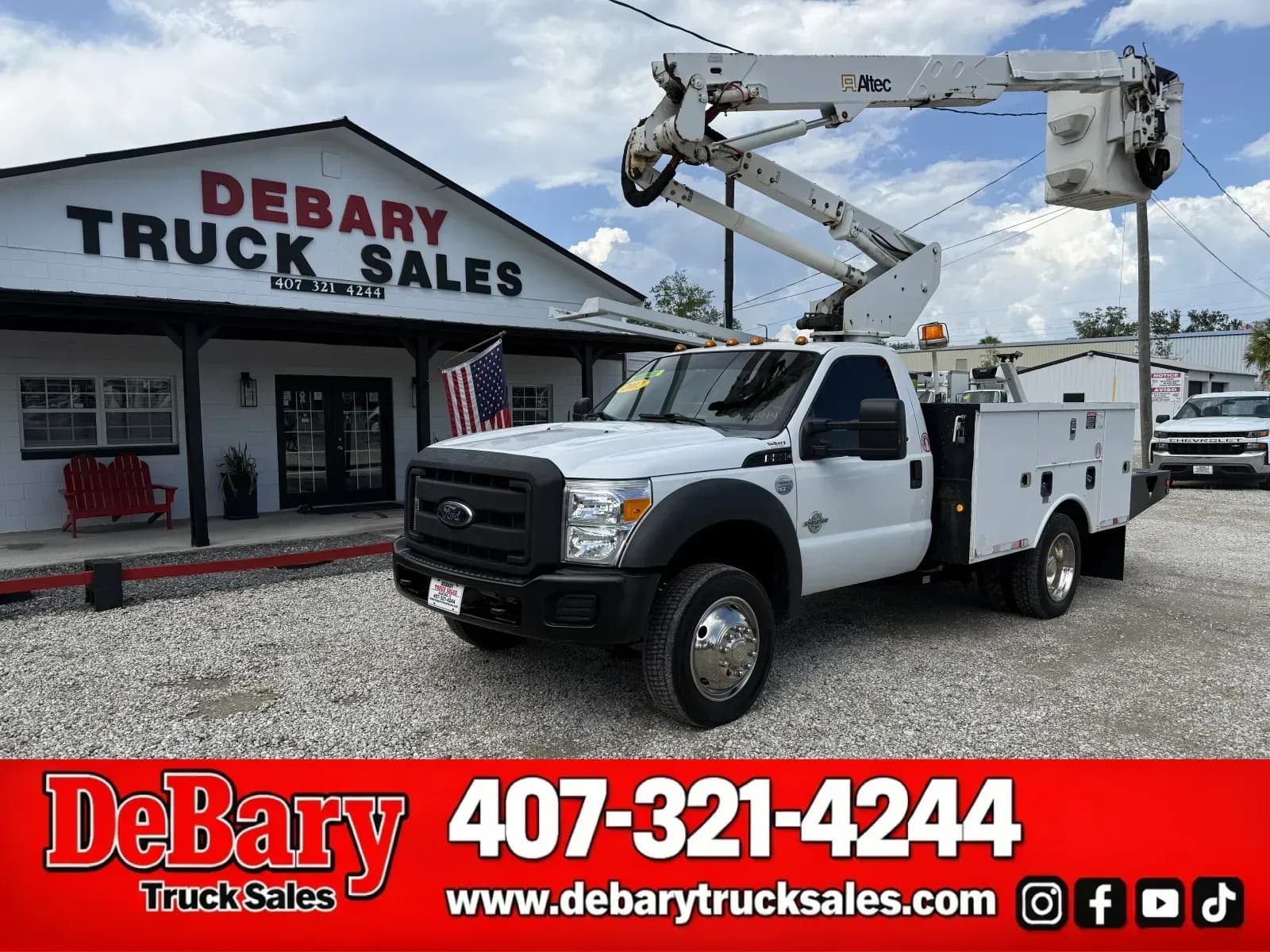 2012 Ford F-550 Super Duty - Bucket