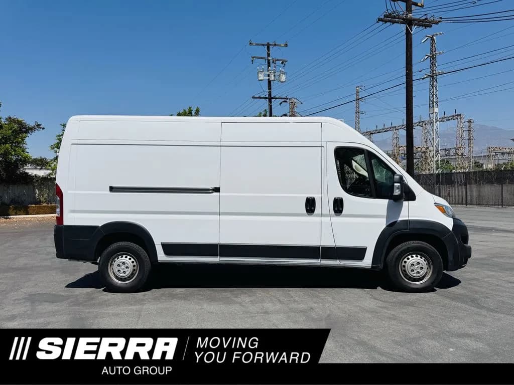 2025 Ram ProMaster - Vans
