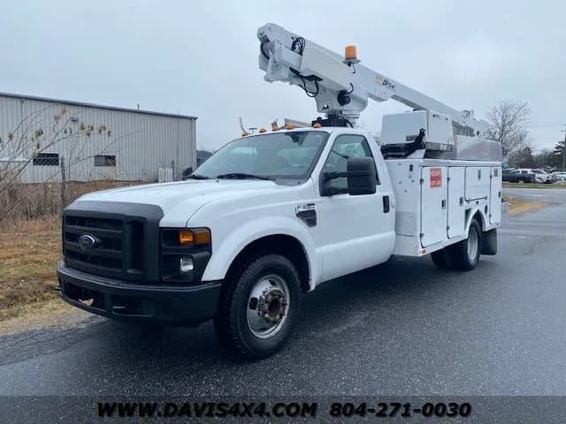 2008 Ford F-350 Super Duty Altec - Bucket